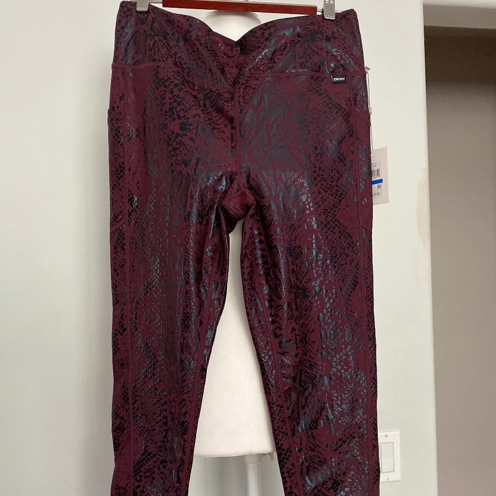Women's DKNY Leggings Size:XL